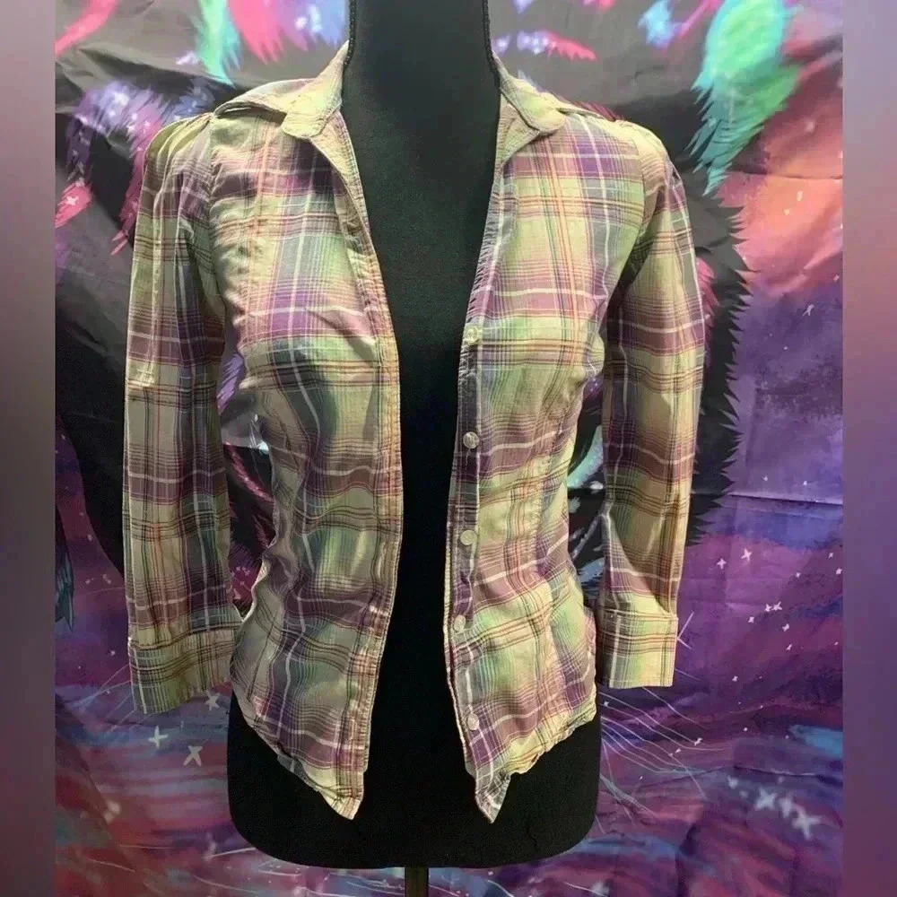 🤑Button down plaid top